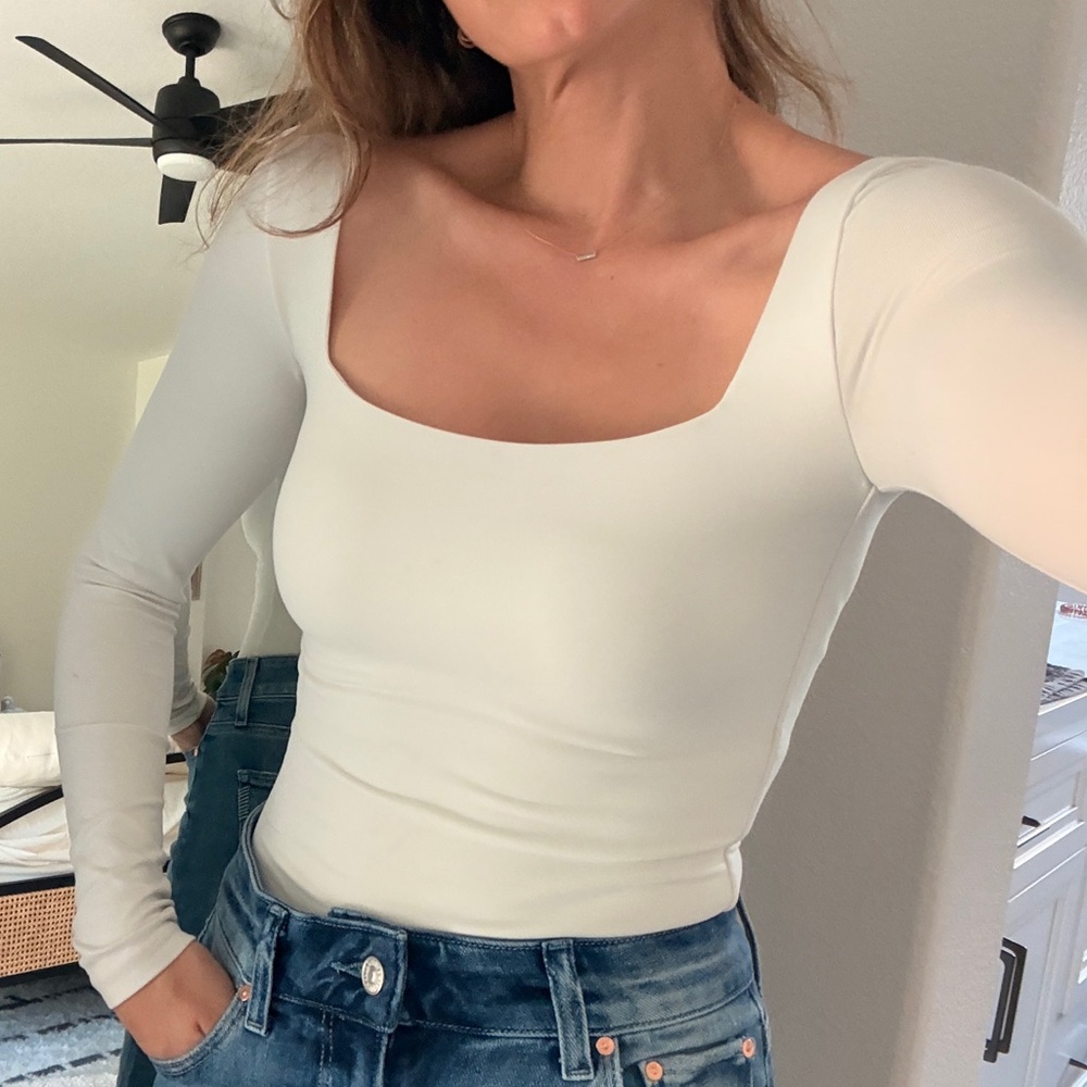 Babaton Cream Long Sleeve Bodysuit